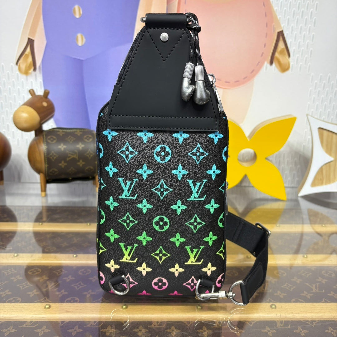 Avenue Sling Bag