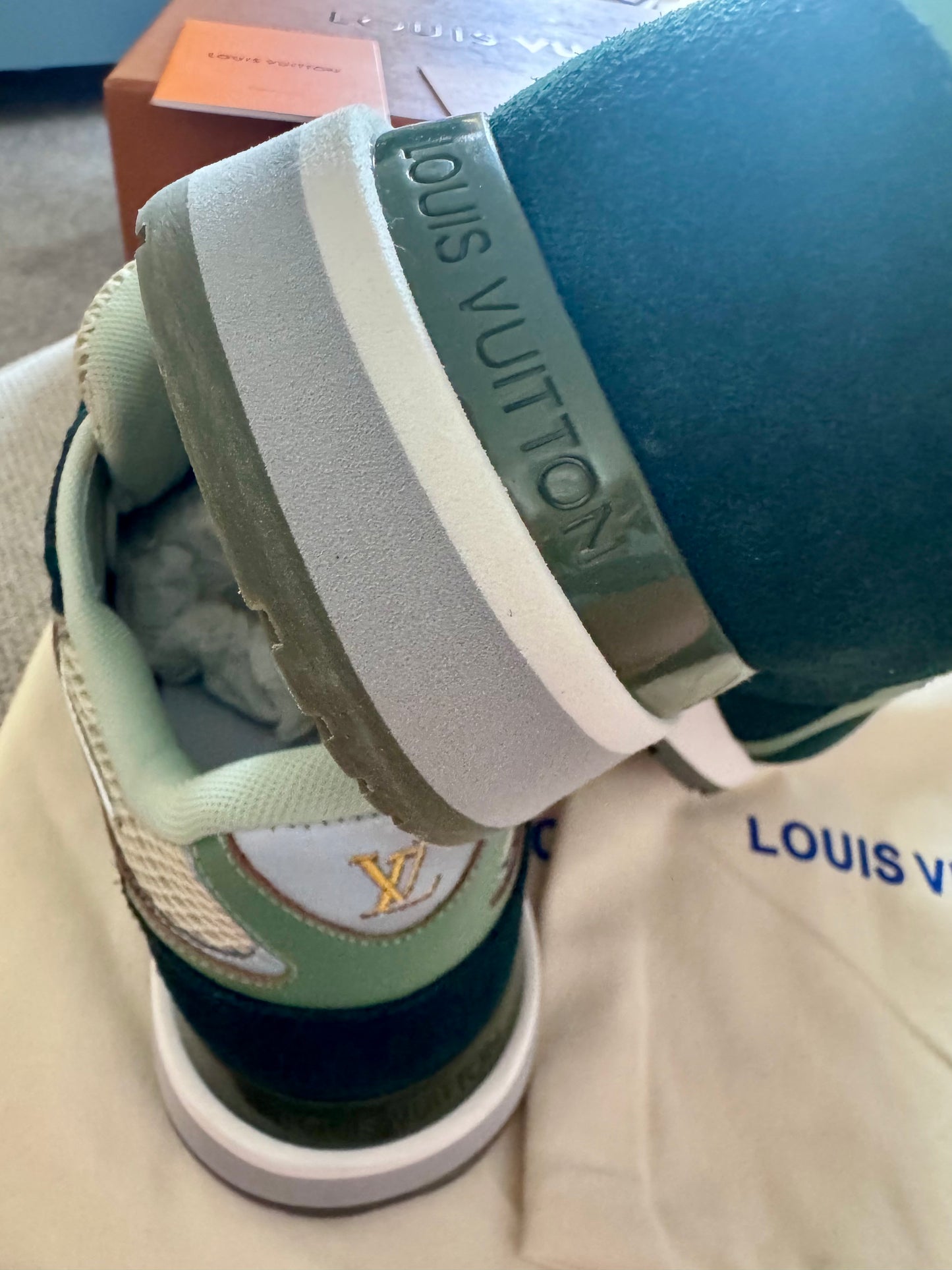 Logo Trainers
