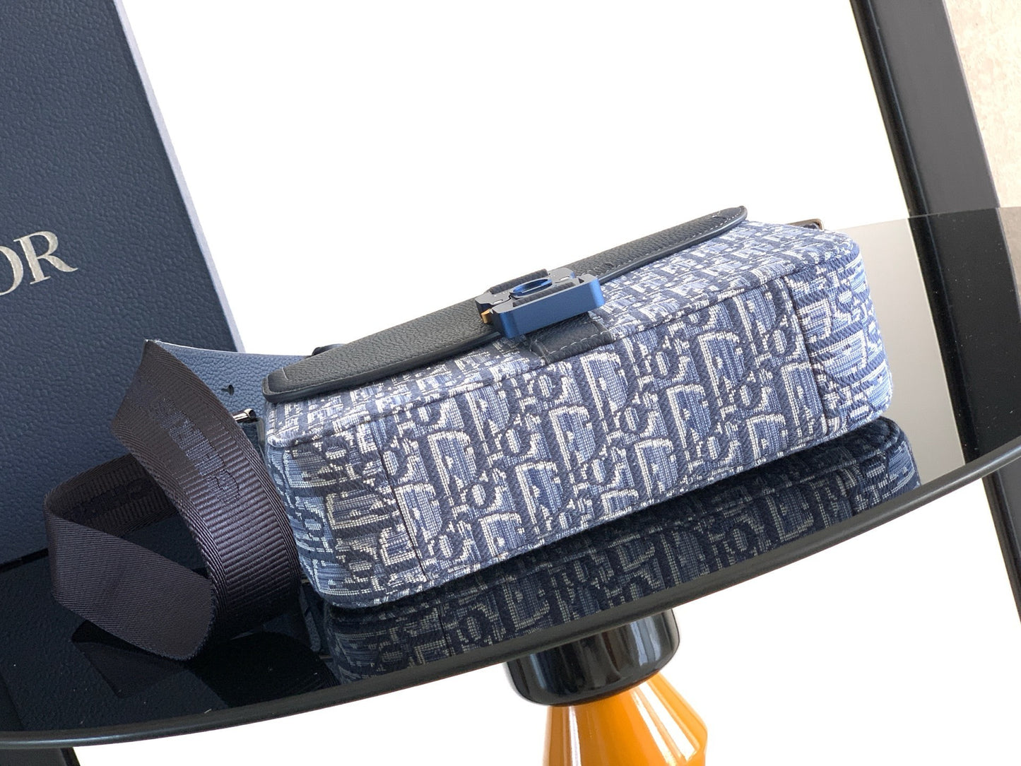 Saddle Messenger Bag
