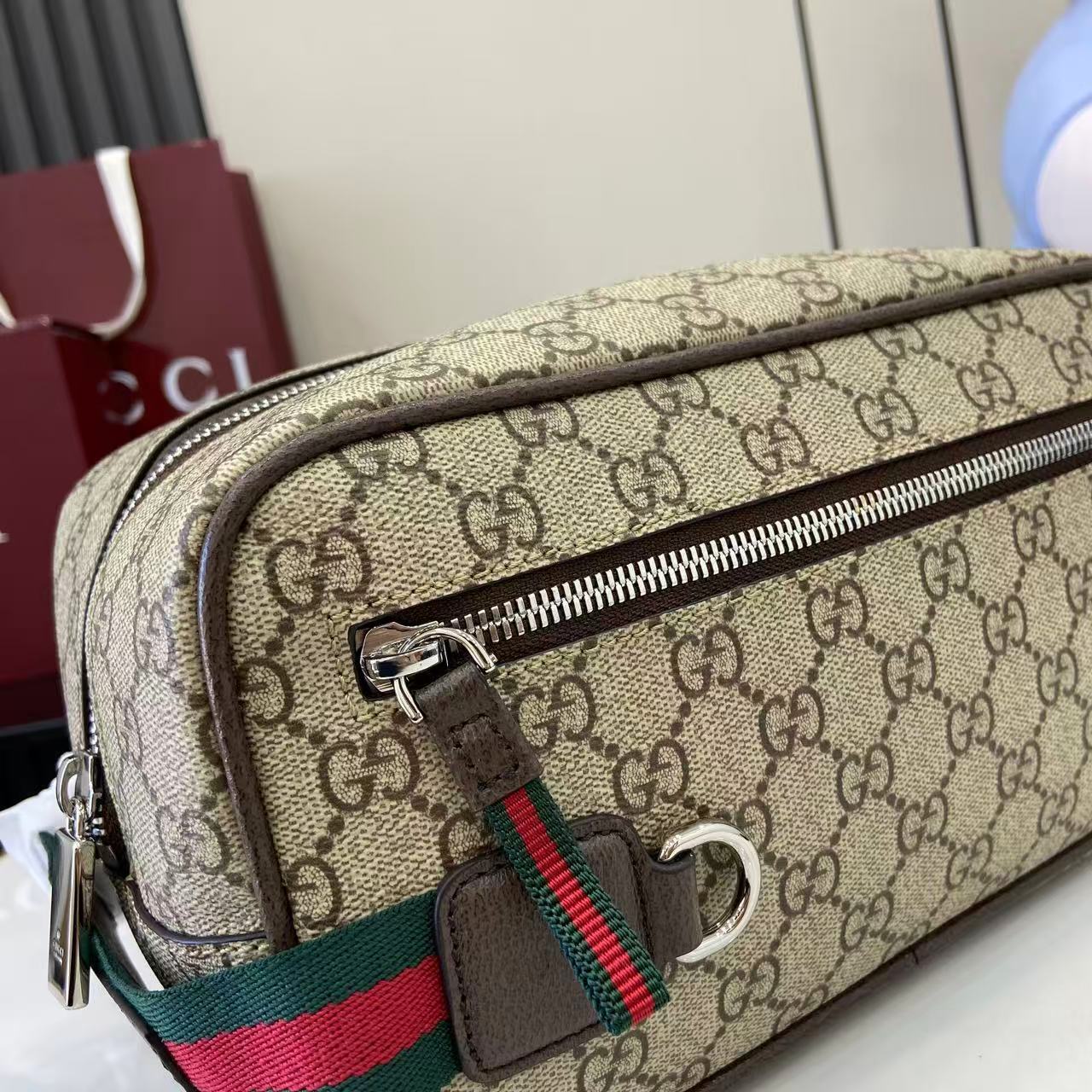 Medium Toiletry Case