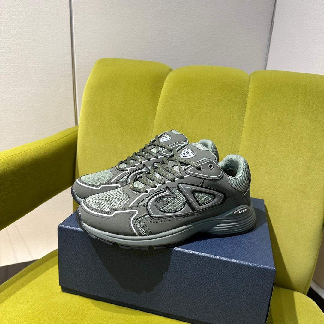 B30 Sneaker