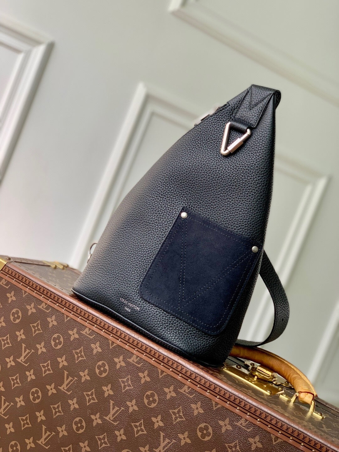 Delta Sling Bag