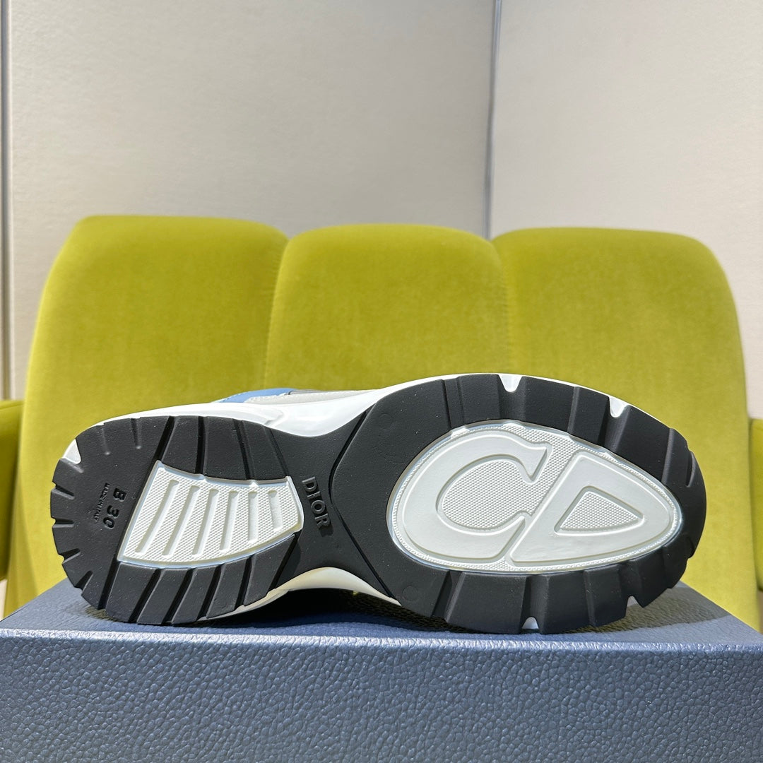 B30 Sneaker