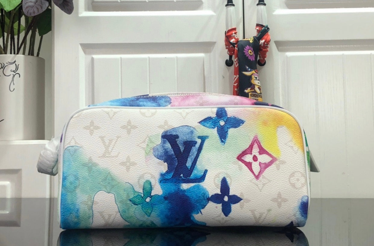 XL Toiletry Pouch