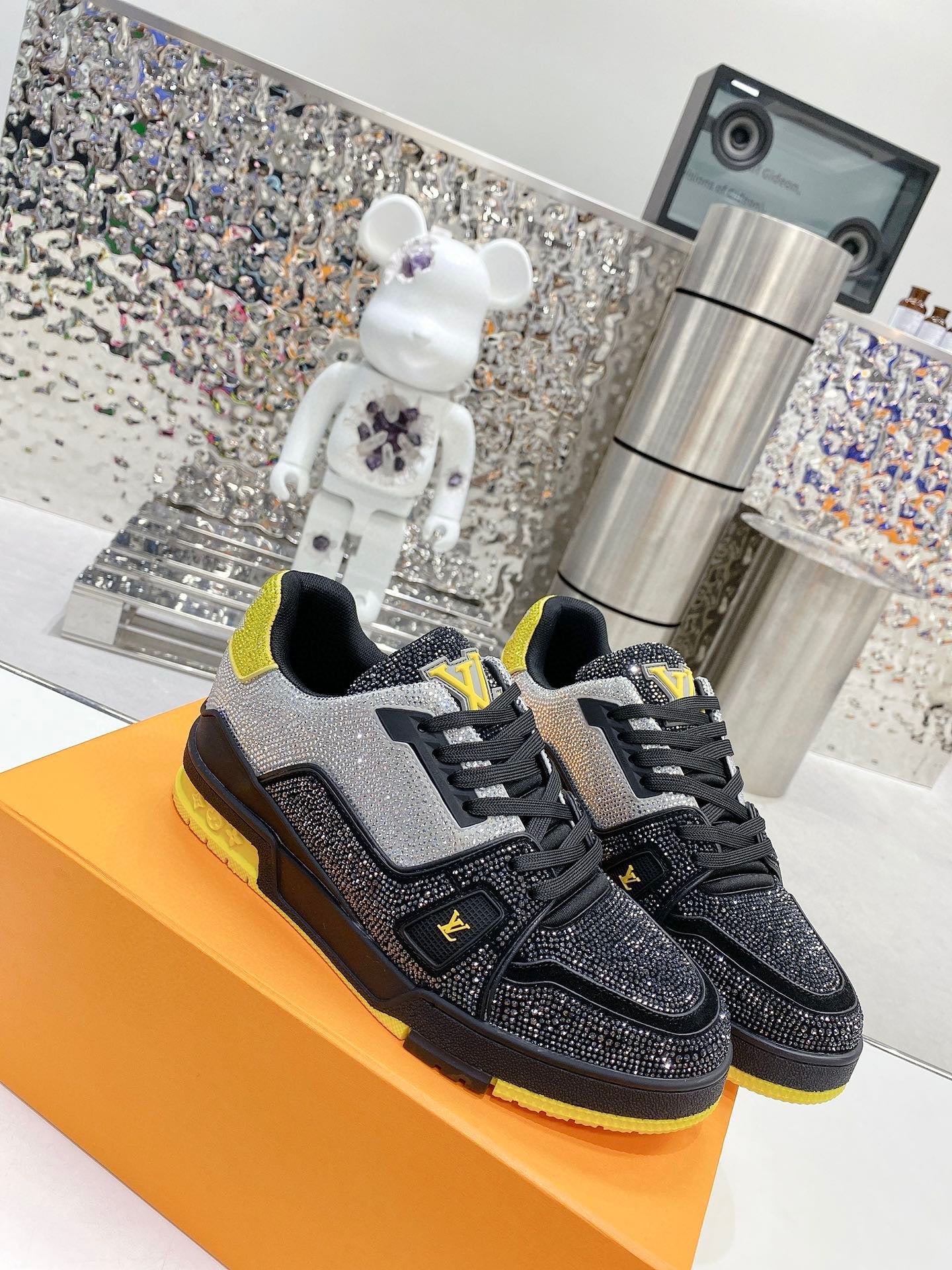 LV Strass Trainers