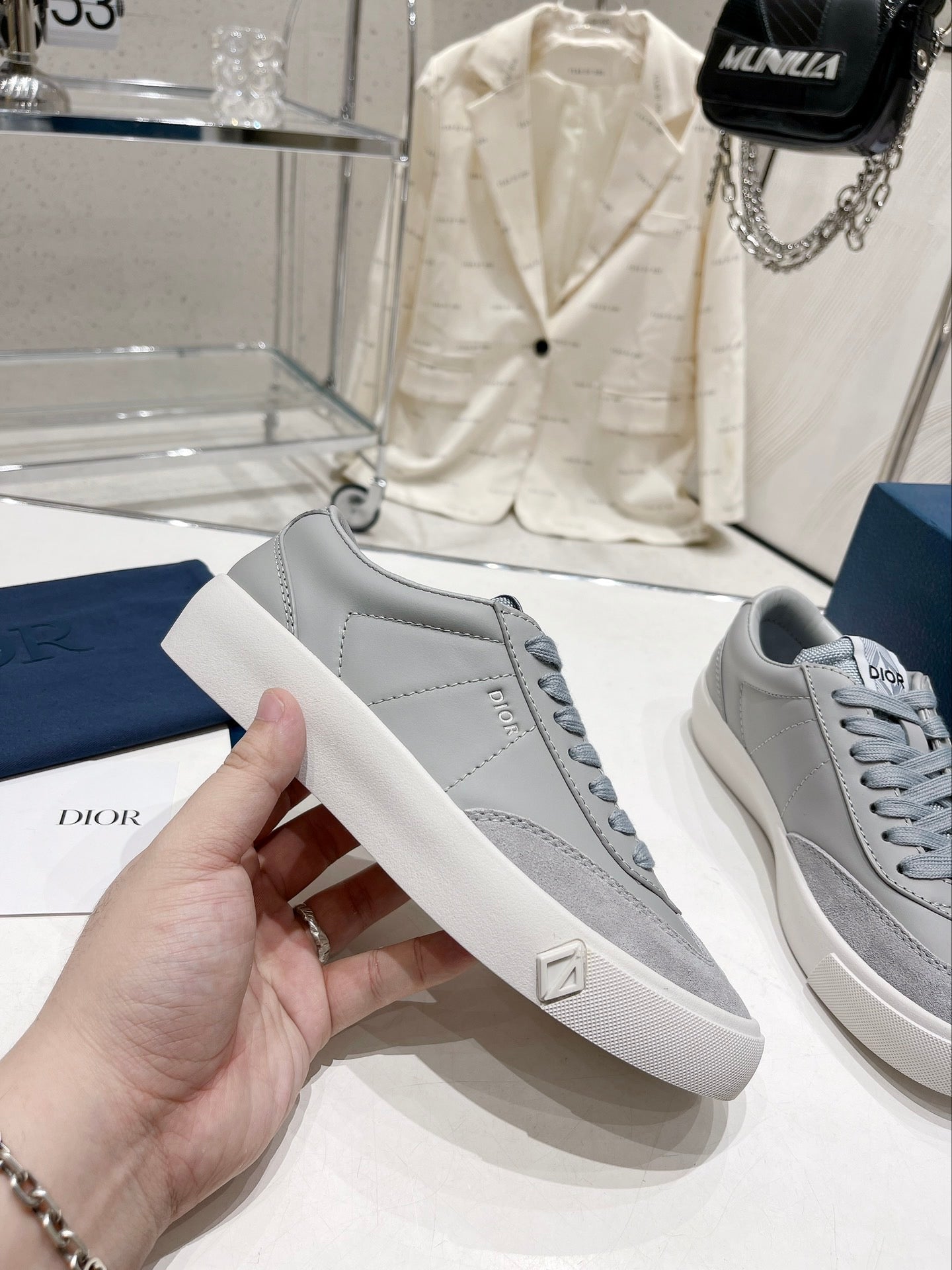 B101 Sneaker