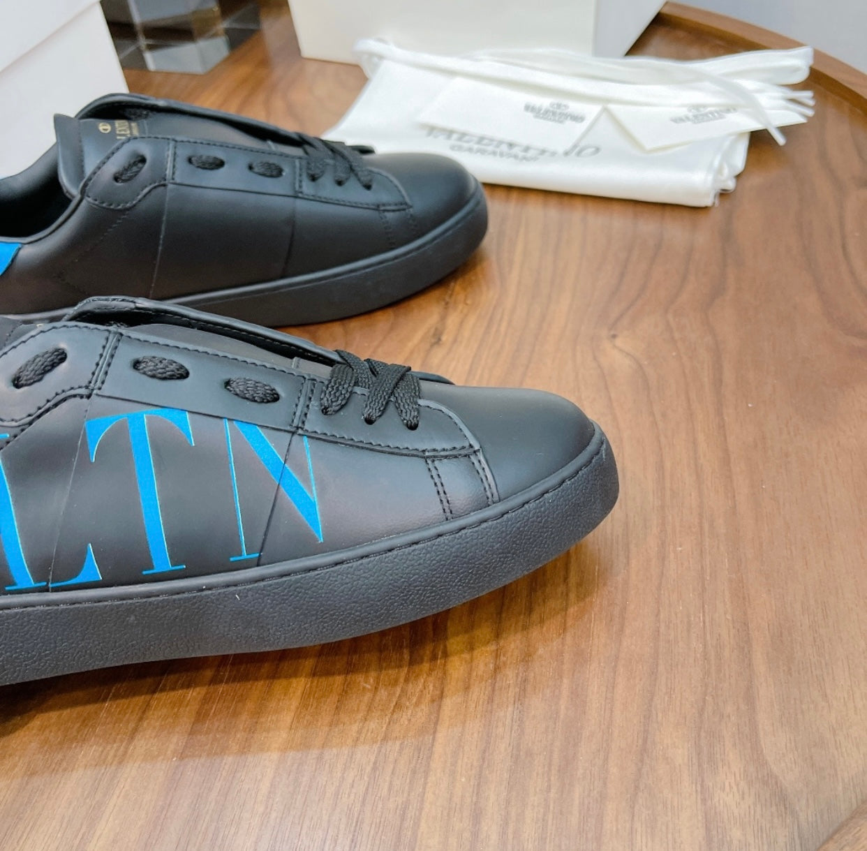 VLTN Sneaker