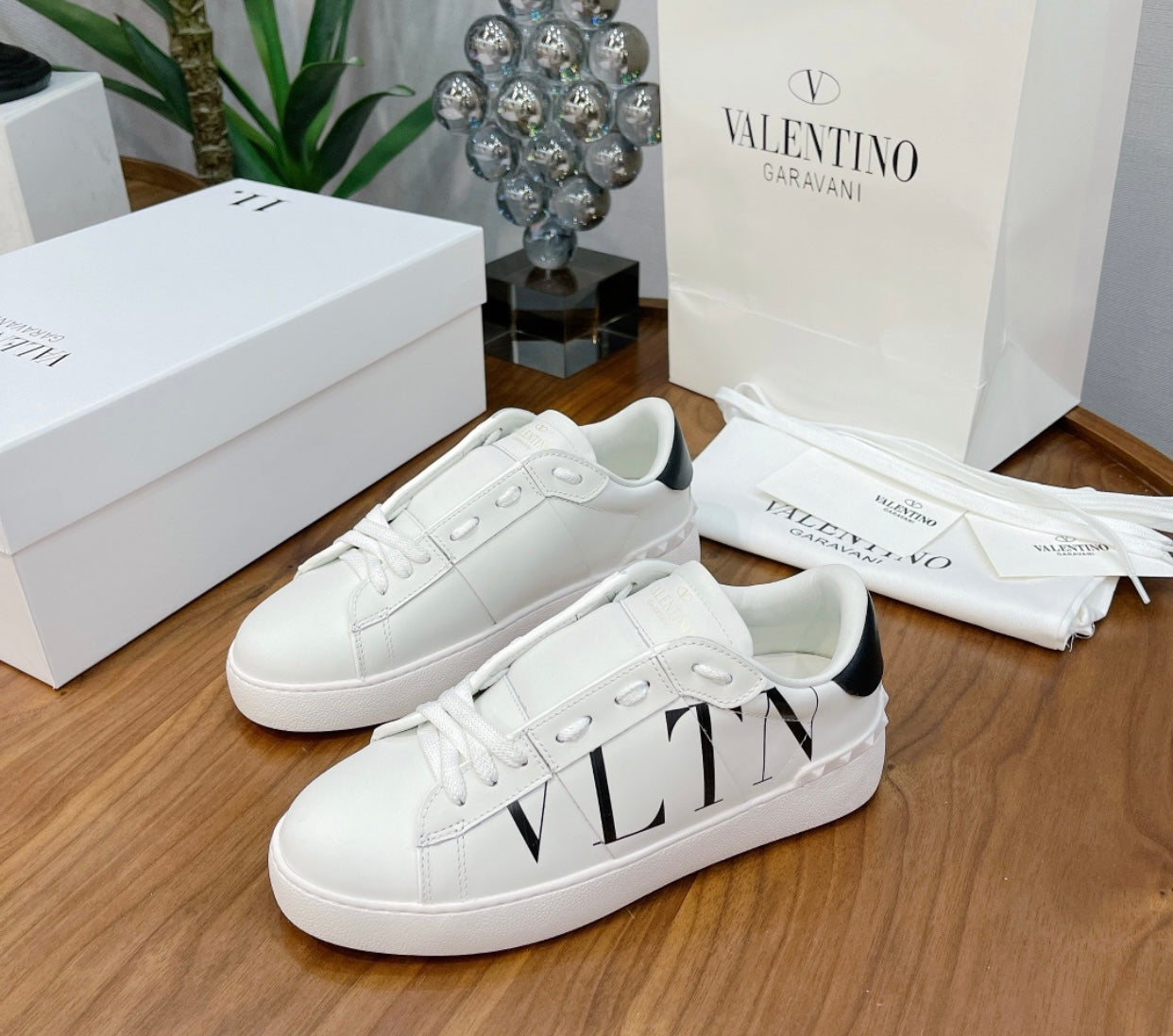 VLTN Sneaker