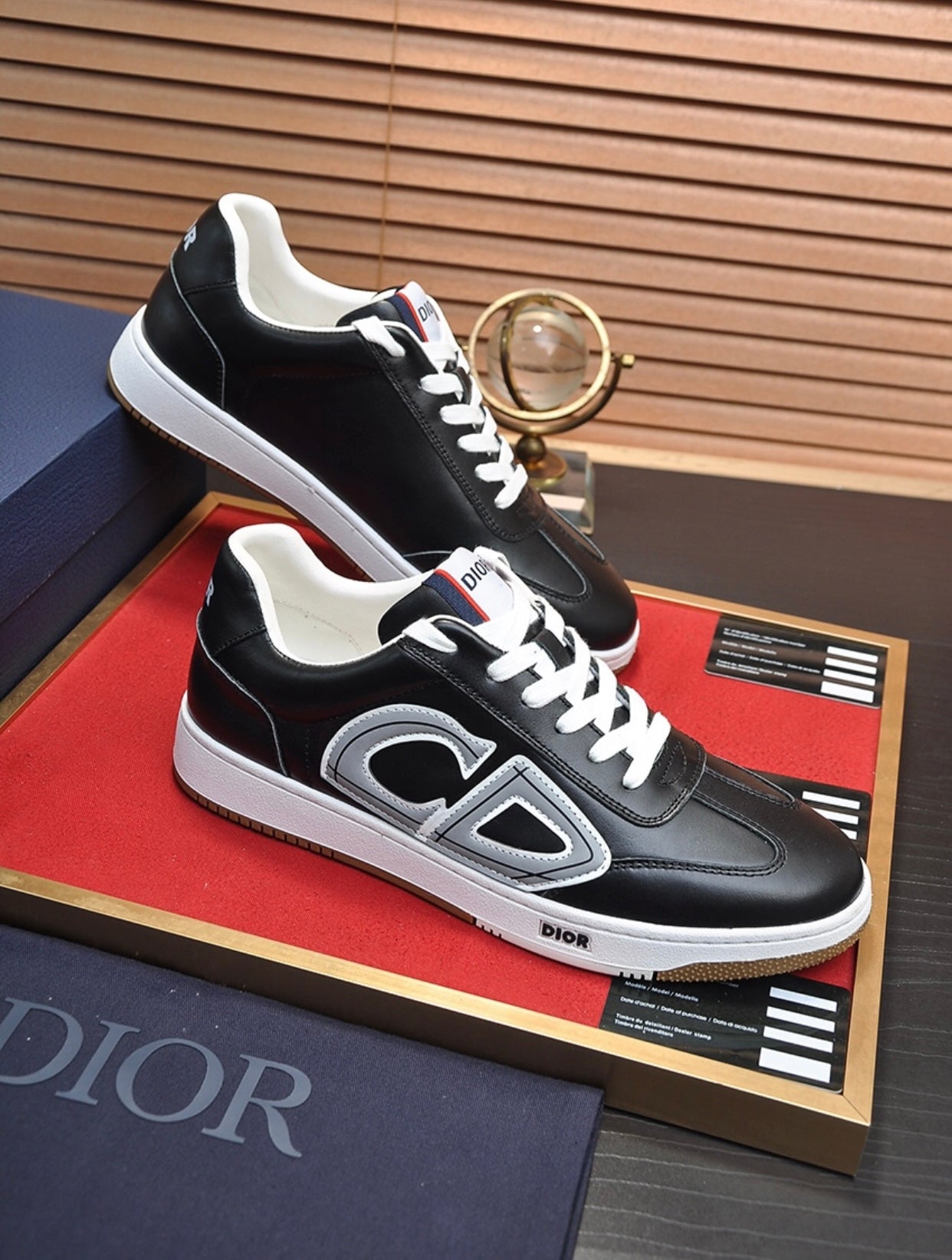 B30 Sneaker