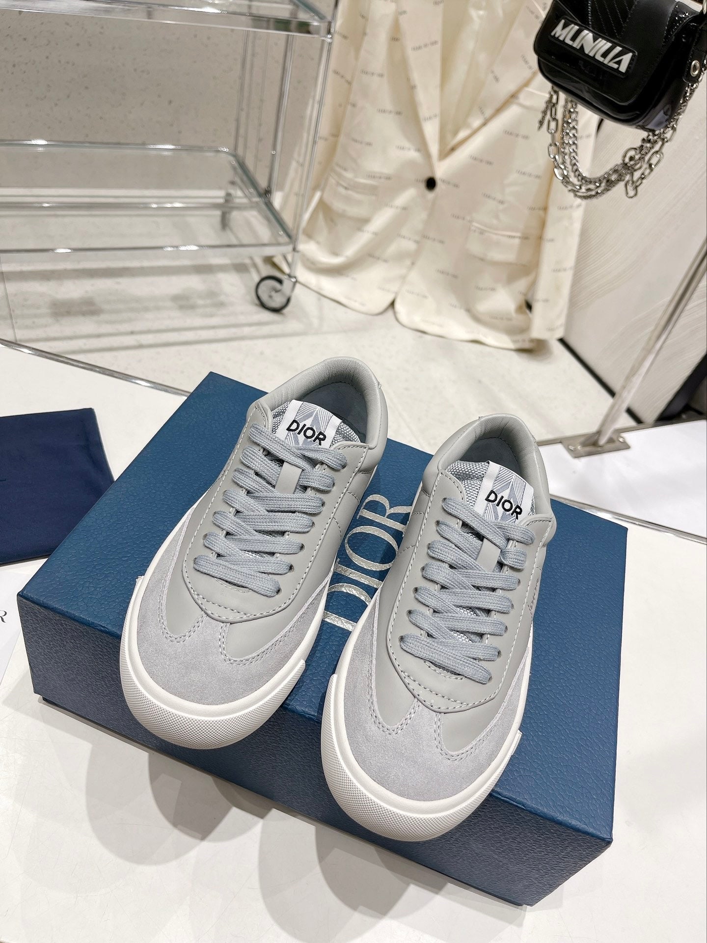 B101 Sneaker