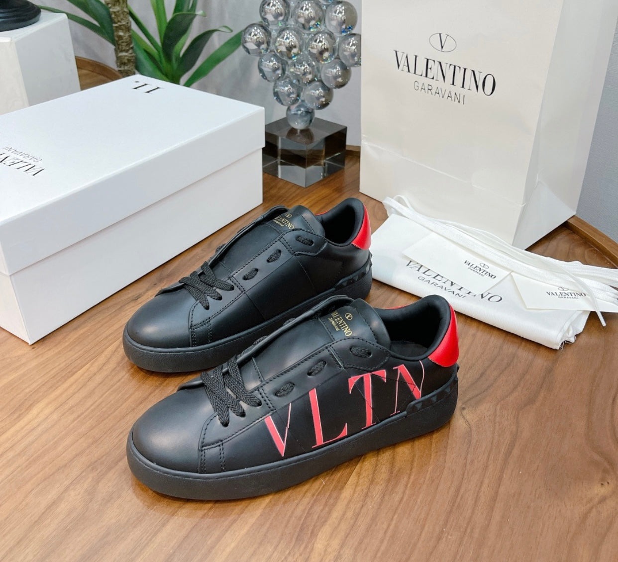 VLTN Sneaker