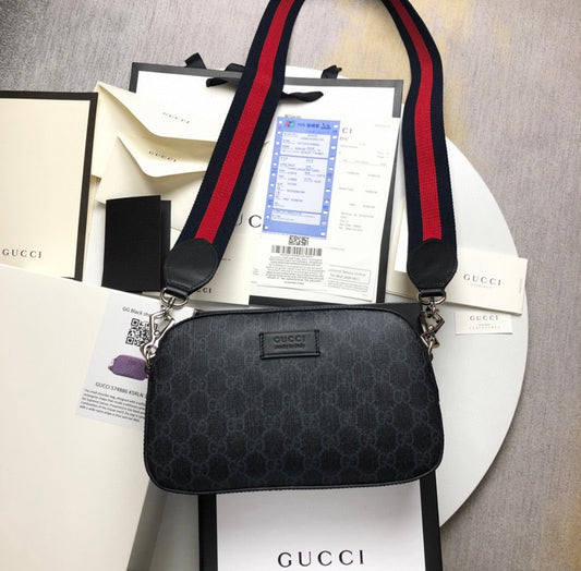 GG Shoulder Bag