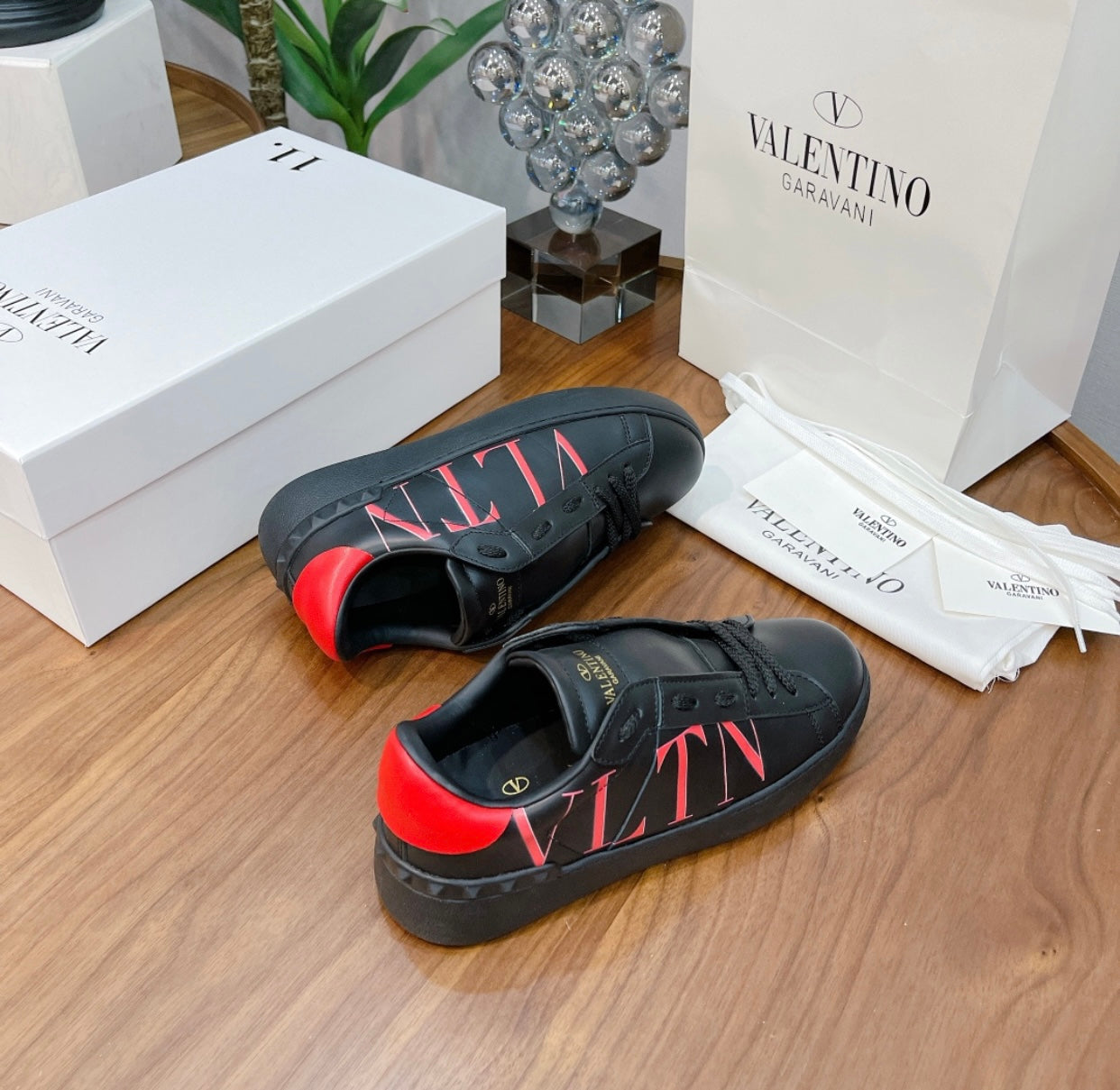 VLTN Sneaker