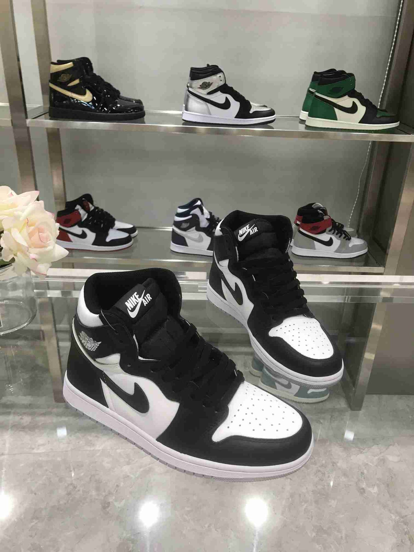 AJ 1