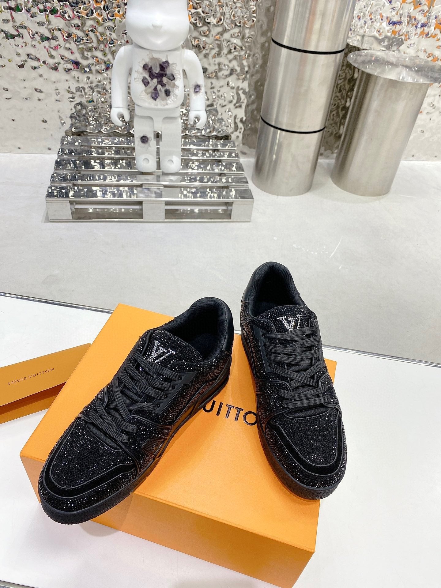 LV Strass Trainers