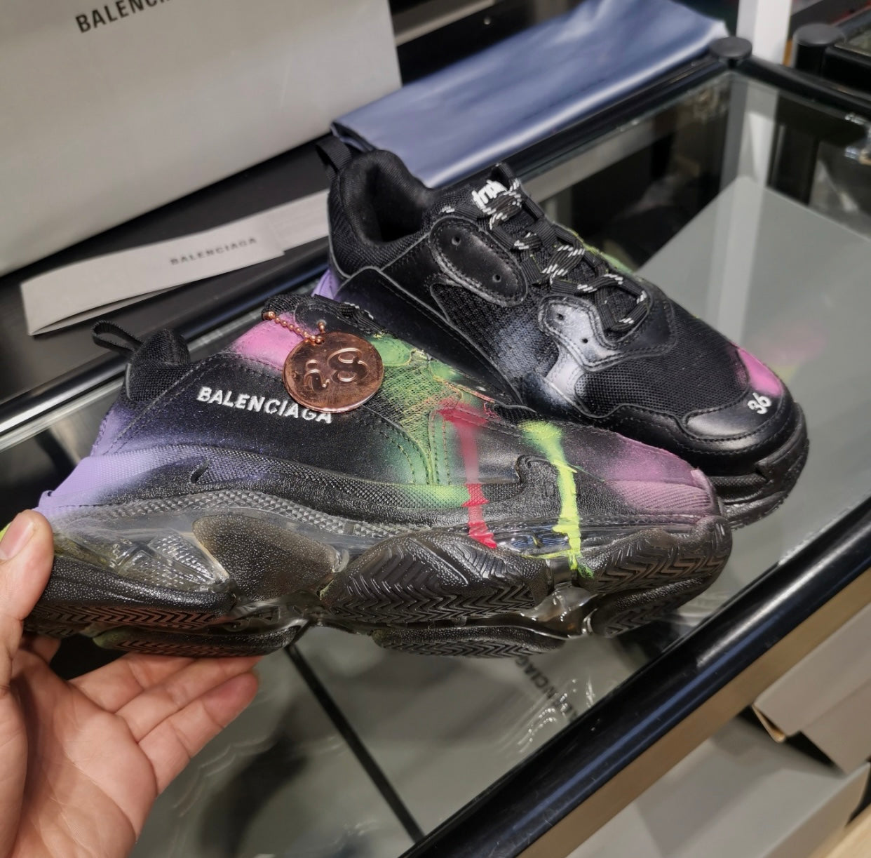 Balenciaga triple s hot sale clear sole rainbow